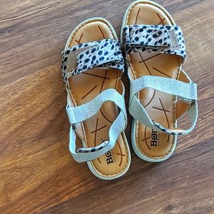 Born leopard print sandals.